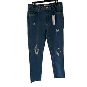 NWT. Refuge Denim Mom High-Rise Jeans. Size 11.